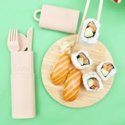 Kit De Couverts Reutilisables Et Nomades En Matiere Biosourcee